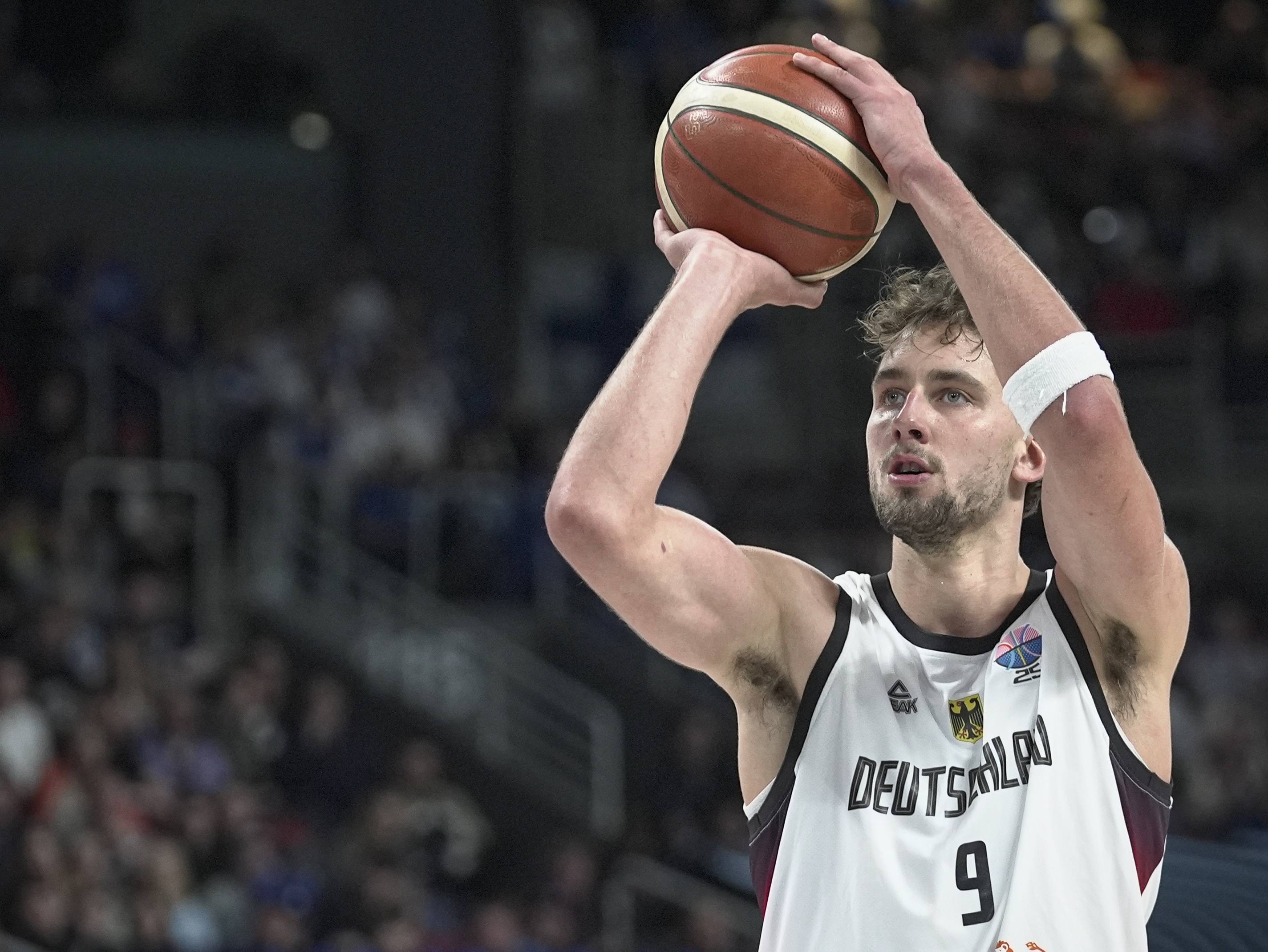 勇士前锋因个人原因离队,球队受困了