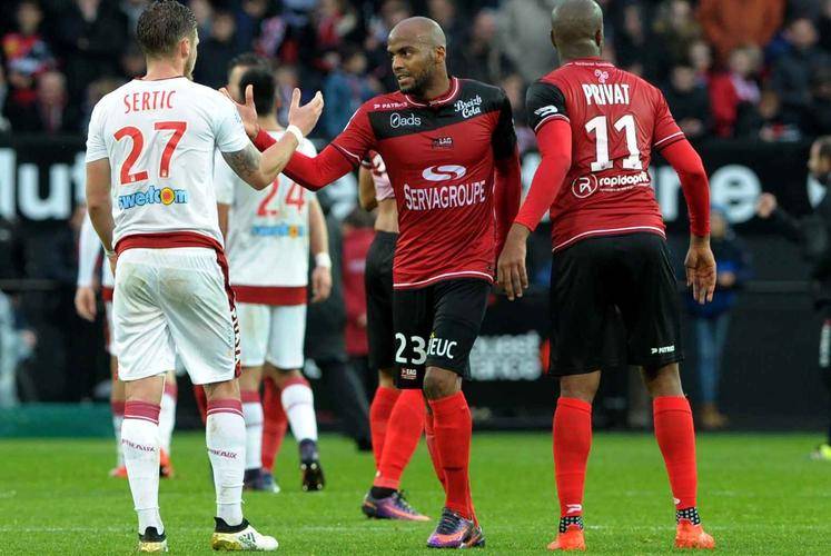 甘冈主场战胜对手，全队表现出色的简单介绍